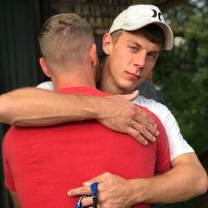 Meet your Posher, Drew